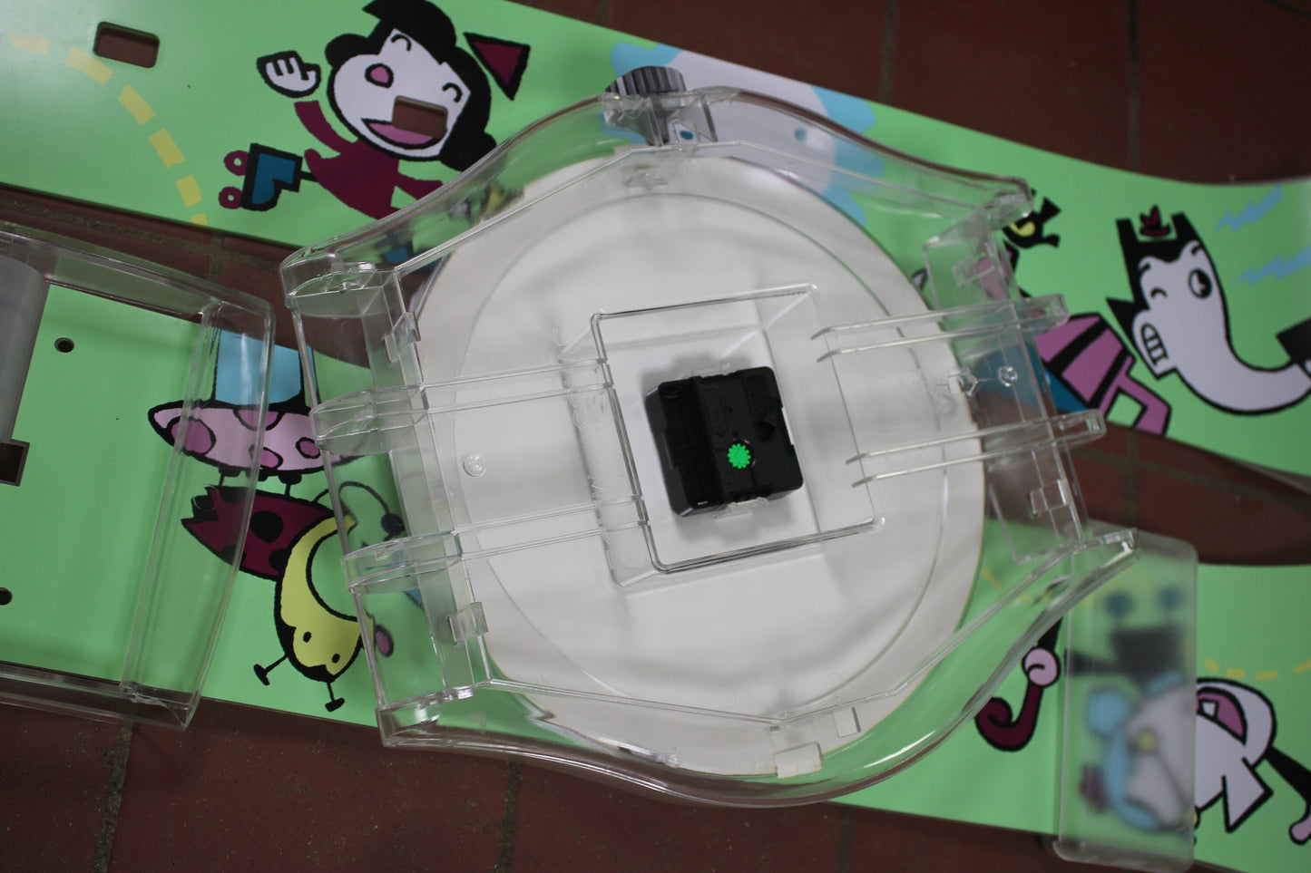 Vintage 2000 Maxi Swatch, 'Happiness', MGP116 unique, working 100%, complete, including strap!