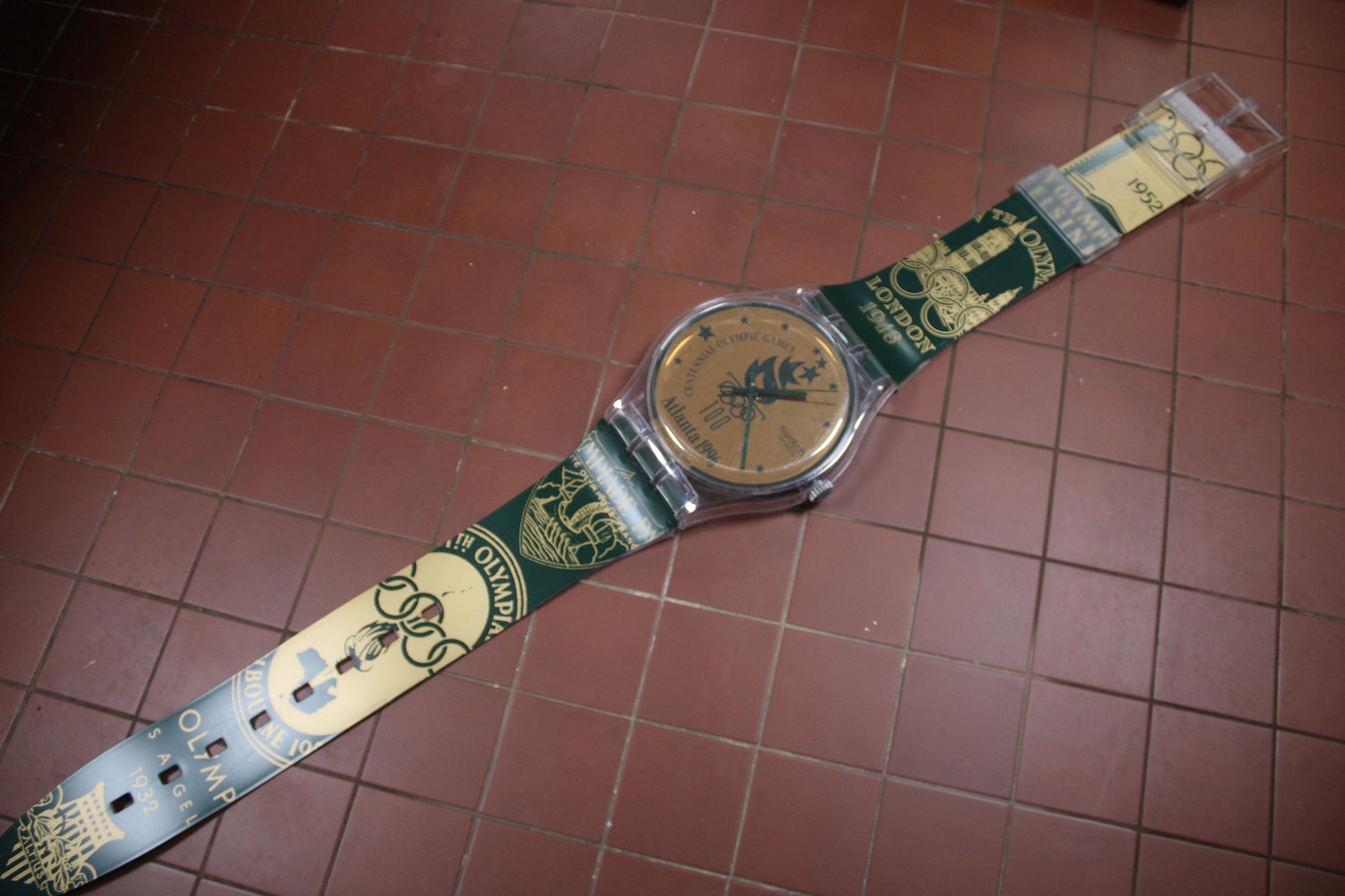 VERY GOOD condition 1996 Maxi Swatch, 'Atlanta 1996', MGZ139 unique, Super Good Condition, working 100%