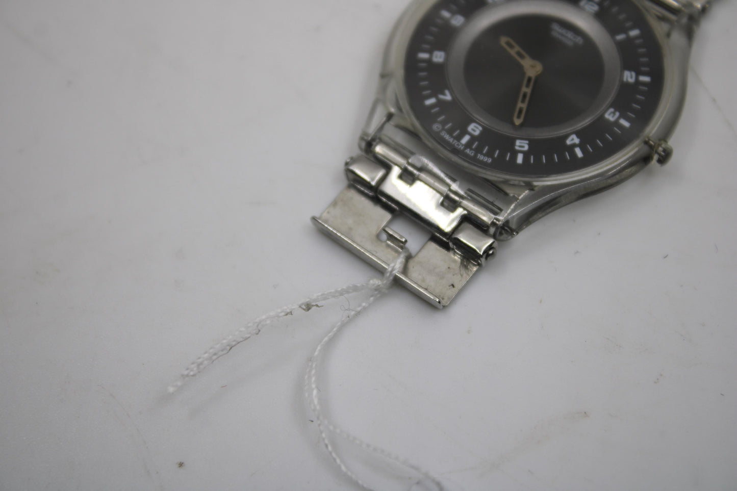 1999 'Simple Like' vintage Skin Swatch SFK111, No Box, WATCH is working 100%