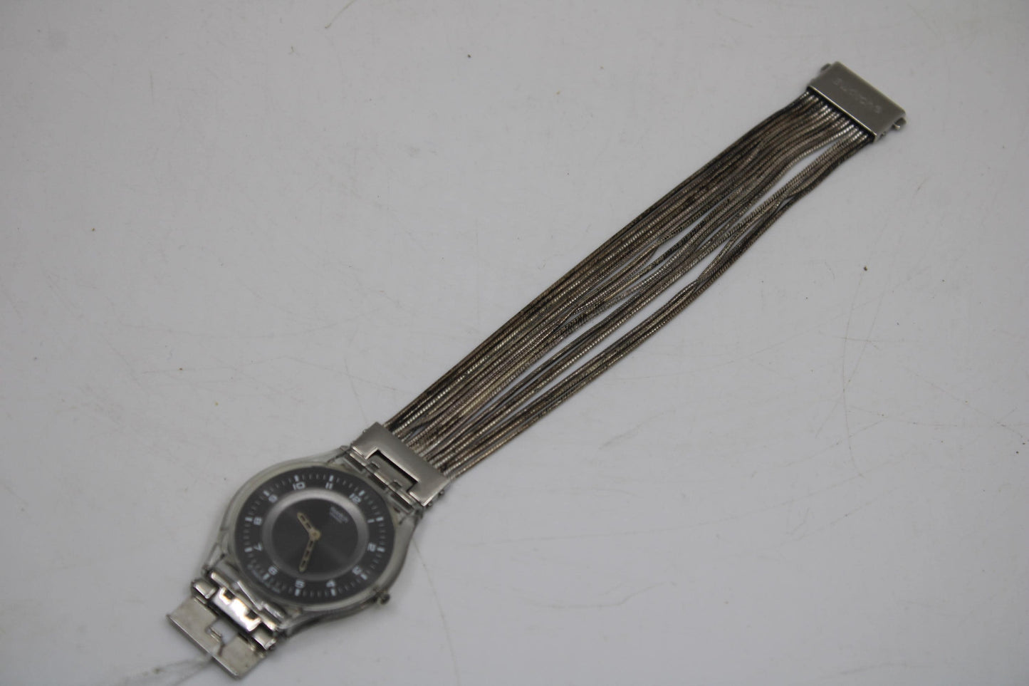 1999 'Simple Like' vintage Skin Swatch SFK111, No Box, WATCH is working 100%
