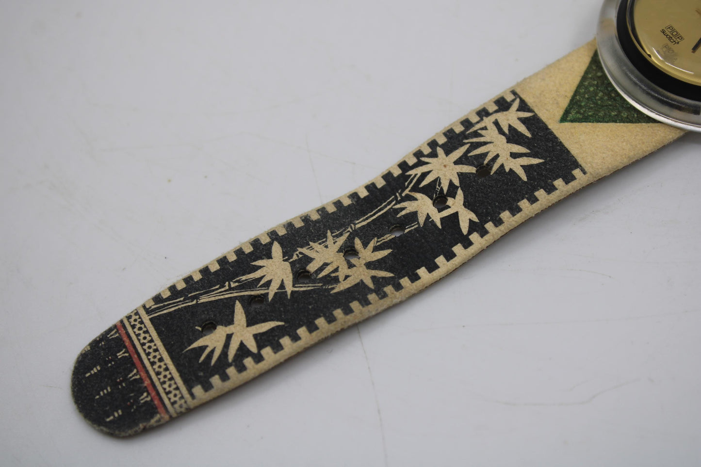 Vintage 1996 PMB104 Pop Swatch, Kishoo, NO box, 100% Working, Beige Strap, Golden Faceplate, near mint condition