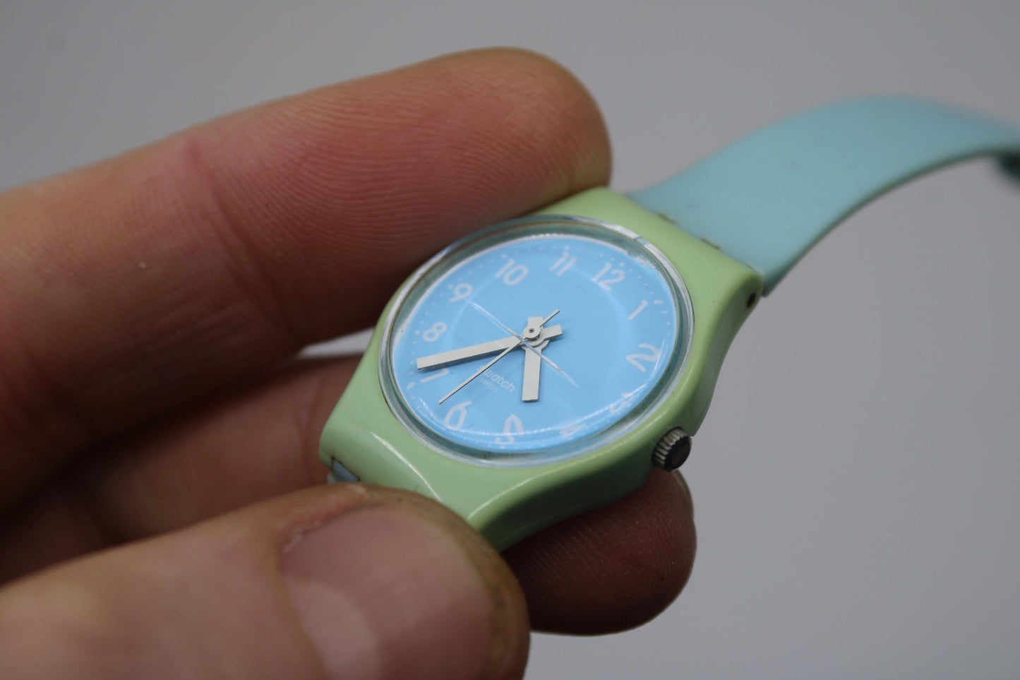 Soft Sky Vintage ladies Swatch, LS111, NO box, working 100%, original strap, CRACKED crystal