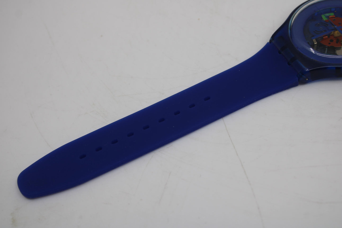 Vintage New Gents Swatch 'Indigo Lacquered' SUON101, in good condition, working 100% with a brandnew strap