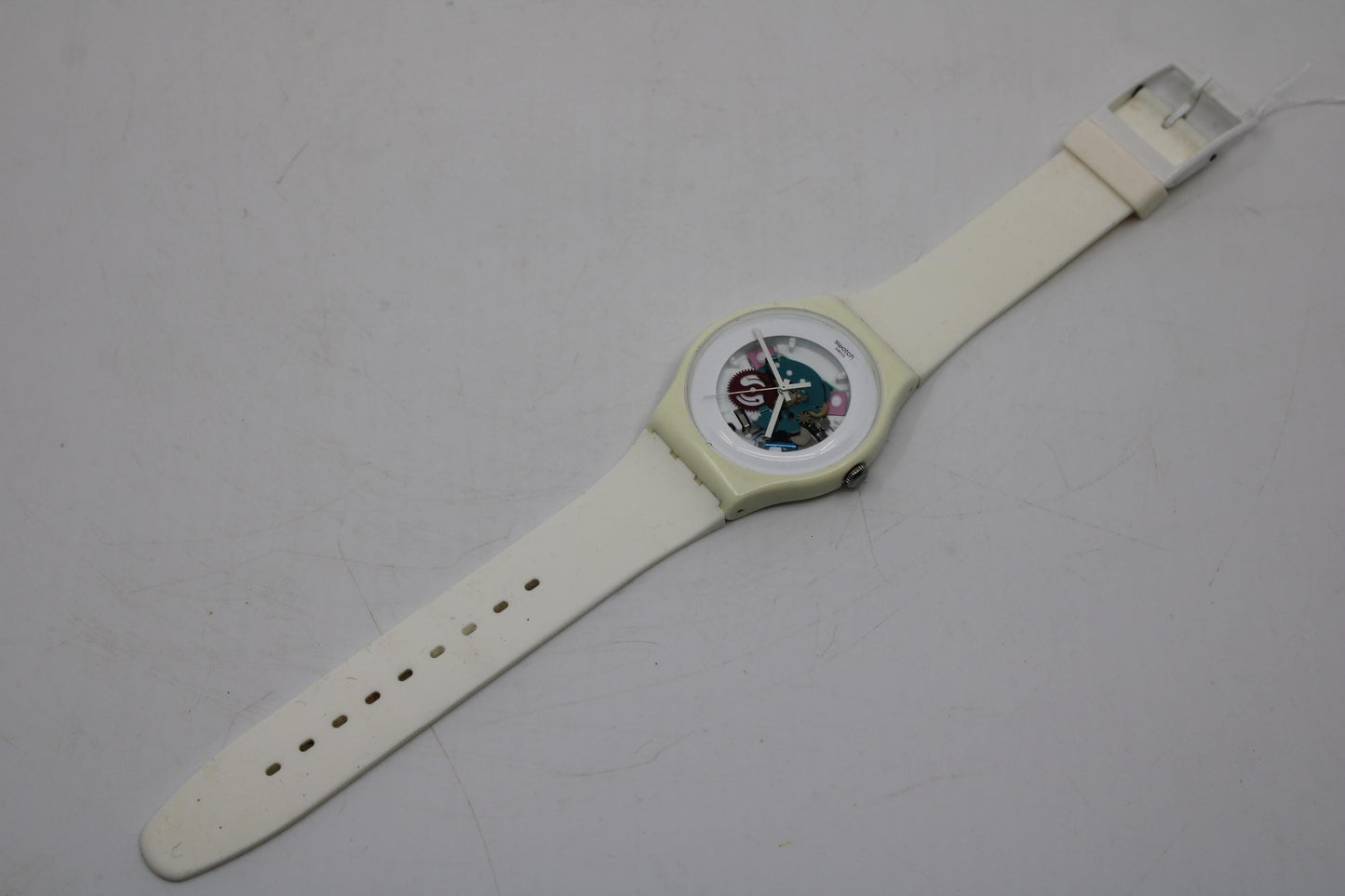 Swatch Watch 41mm New Gent 'White Lacquered' SUOW100, Original strap, Working 100% Nice, Used Condition