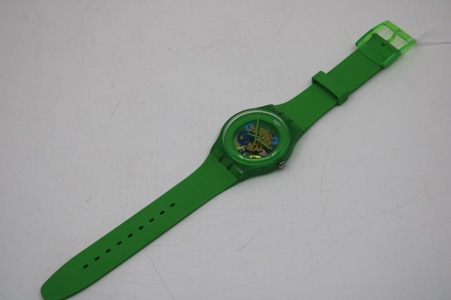 Vintage New Gents Swatch 'Green Lacquered' SUOG103, in Near Mint, working 100% with the original strap