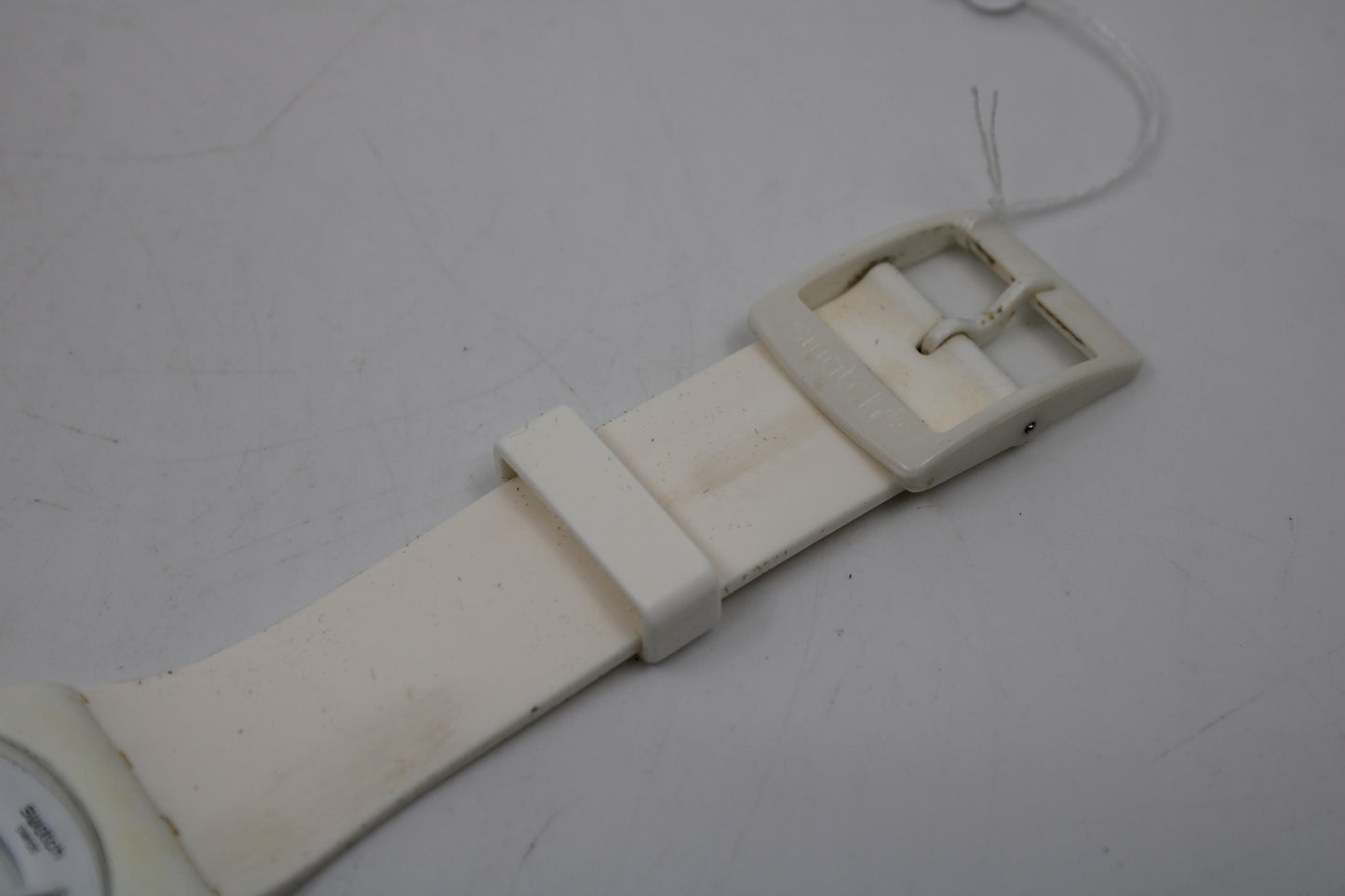 Swatch Watch 41mm New Gent 'White Lacquered' SUOW100, Original strap, Working 100% Very Nice, Used Condition