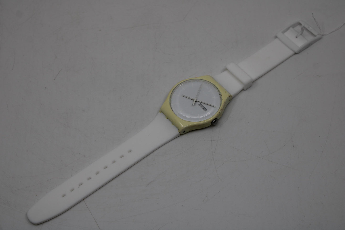 Swatch Watch 41mm New Gent 'White Rebel' SUOW701, New Silicone strap, Working 100% Nice, Used Condition