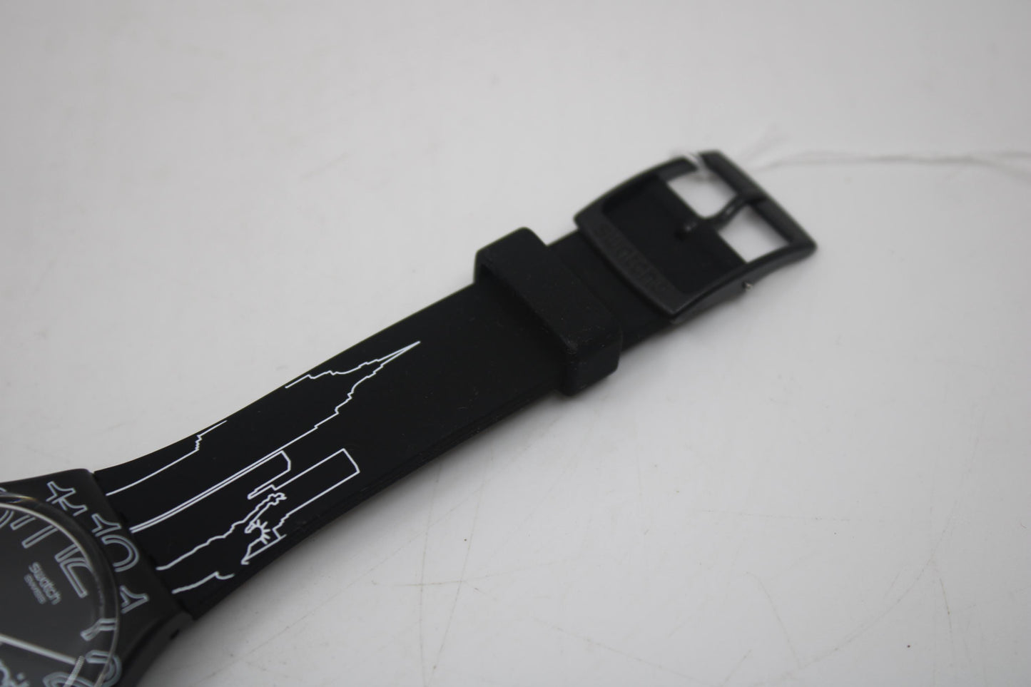 Rare NY New York Swatch special 'lines in the sky' GZ209, mint condition with original strap and battery