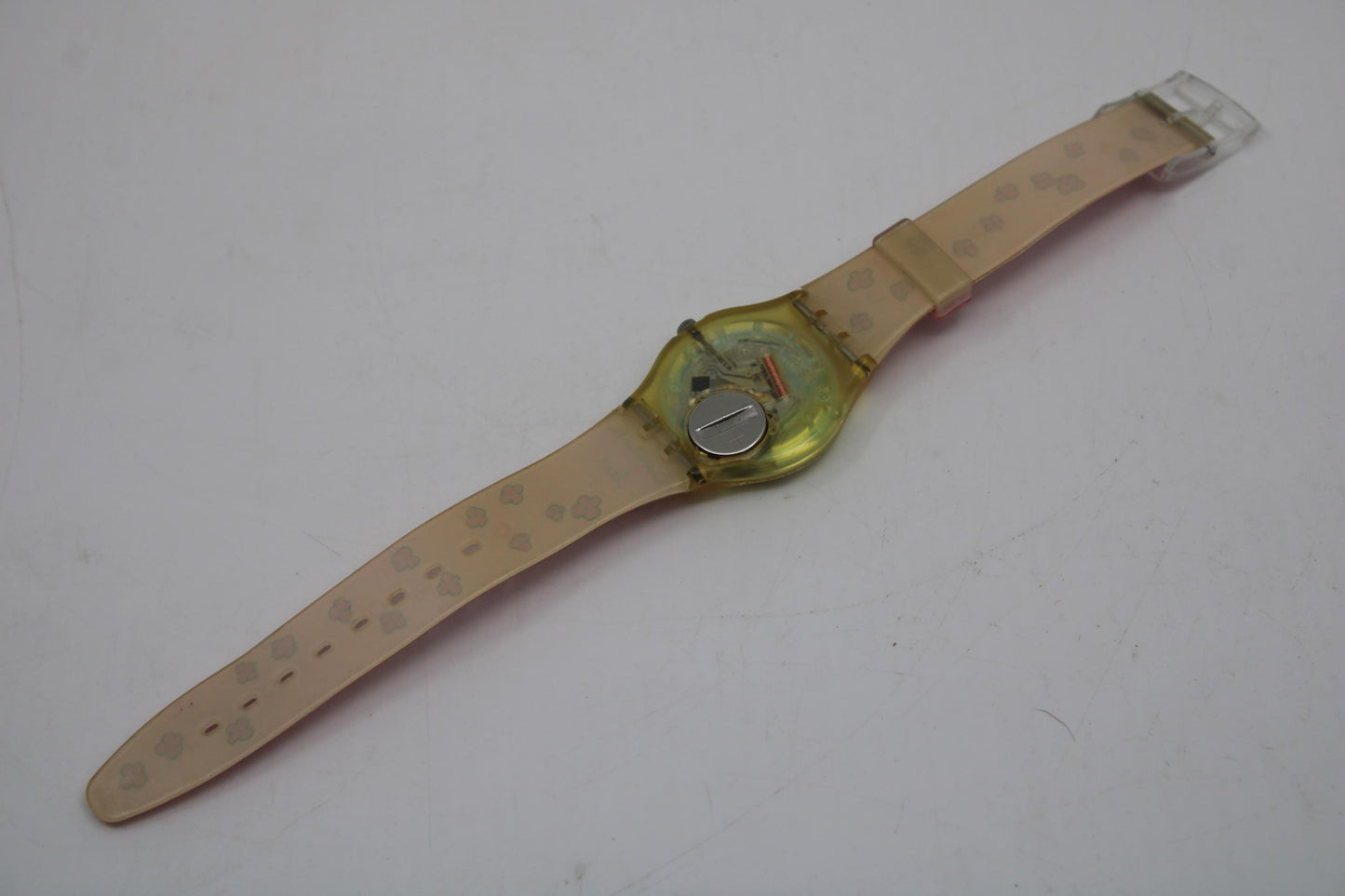 Vintage Gents Swatch, 'Piggy the Bear', GK367, NO box, In NICE, USED Condition, Original Strap, Working fine