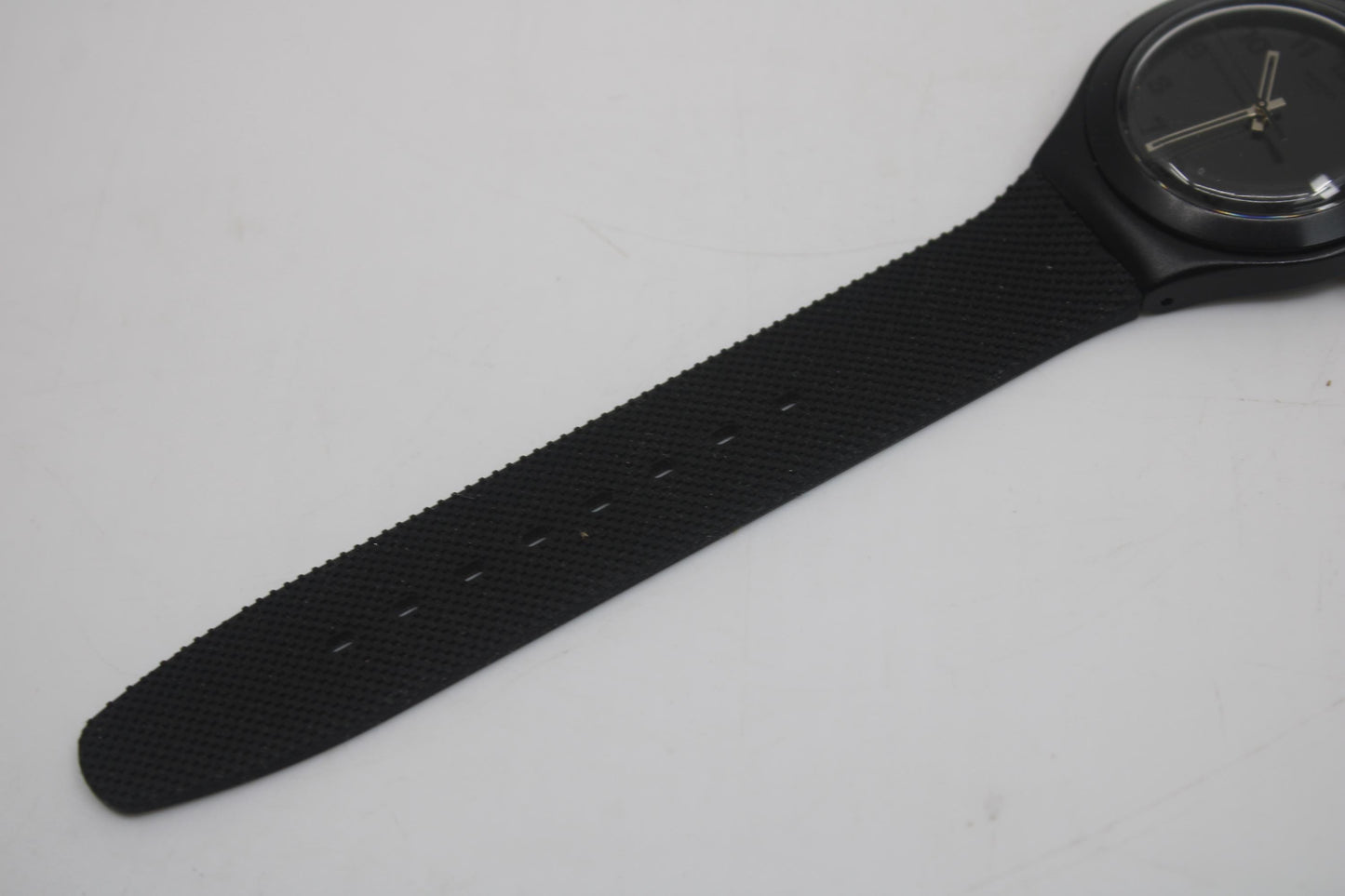 Swatch Irony, 'Black Effect' YGB4007, No Box, Original Strap, Working fine, Beautiful, Near Mint Condition