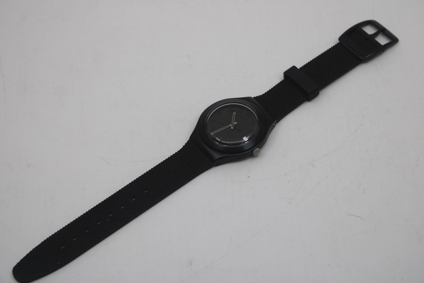 Swatch Irony, 'Black Effect' YGB4007, No Box, Original Strap, Working fine, Beautiful, Near Mint Condition