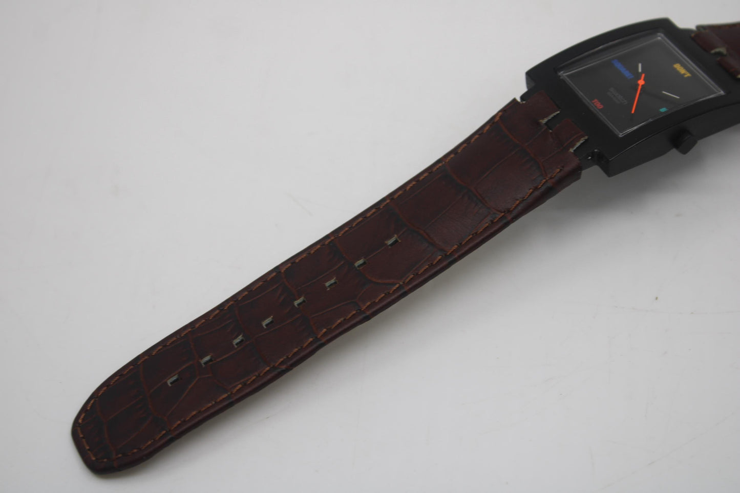 2000 Square SUAB100 'Don't be 2 Square', nice used condition, brandnew, unworn strap, working fine