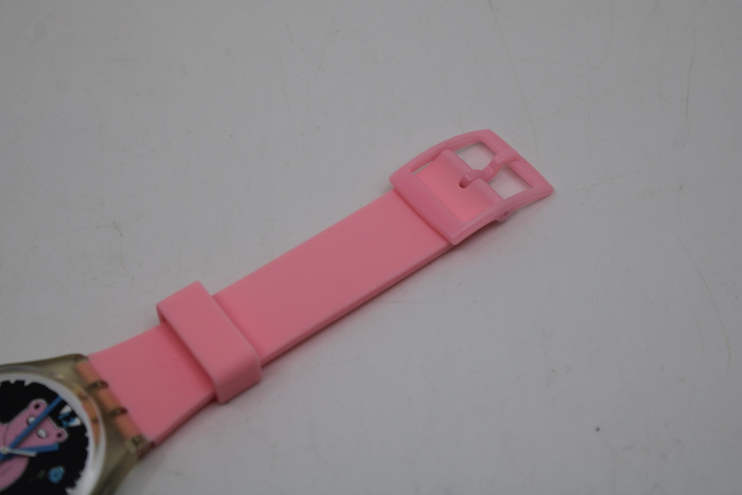 Vintage Gents Swatch, 'Piggy the Bear', GK367, NO box, In VERY NICE Condition, New Strap, Working fine