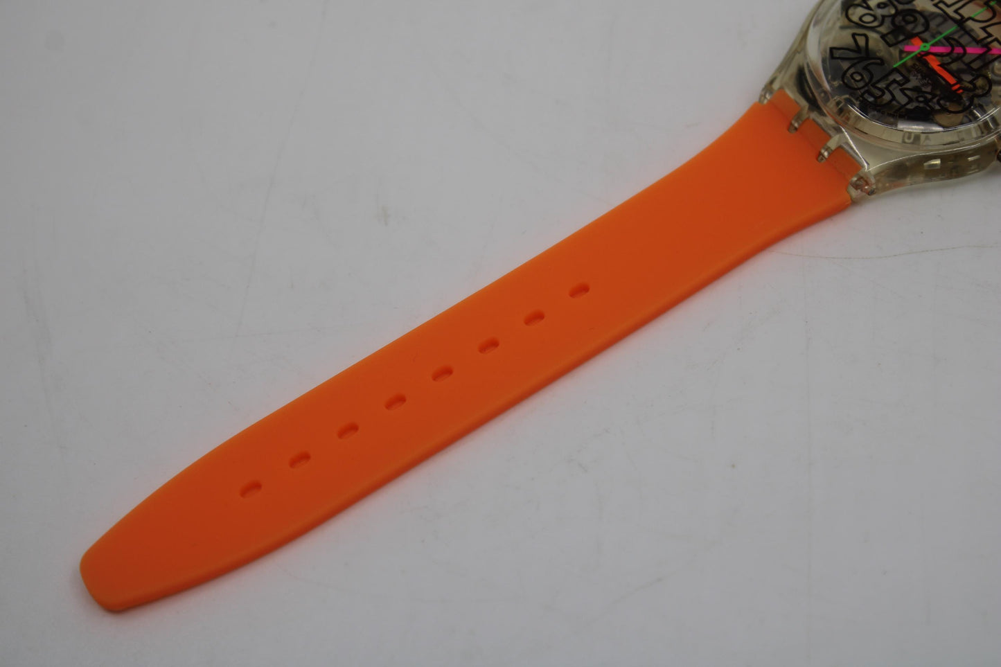 1992 Vintage Gents Swatch 'Scribble' GZ124, MINT condition, working fine with a new, unused silicone strap