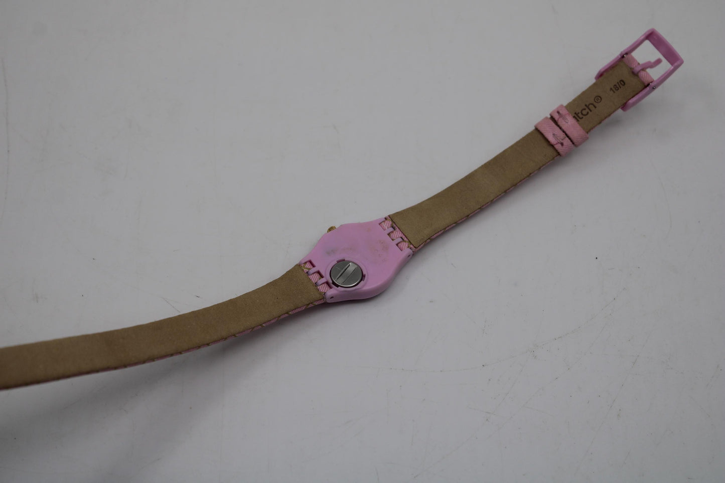 Vintage 25mm ladies Swatch, LP133, 'Waffel' NO box, MINT condition, original long, double wrap strap