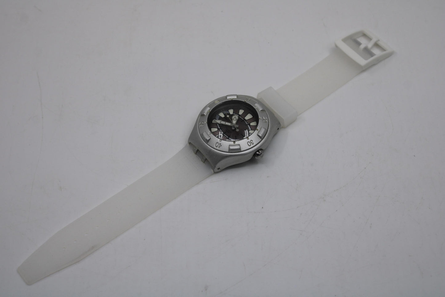 Vintage Swatch Irony Scuba 200 'Rodeo Flip' YDS4005, in used condition, working fine