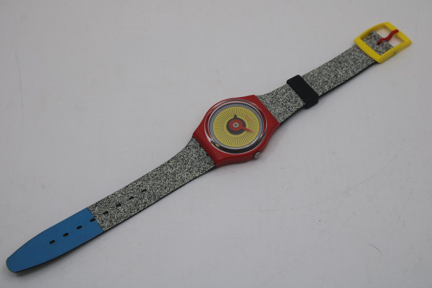 Gents Swatch 'Radio Button', GR153, working fine nice vintage Swatch in a Near Mint condition, original strap