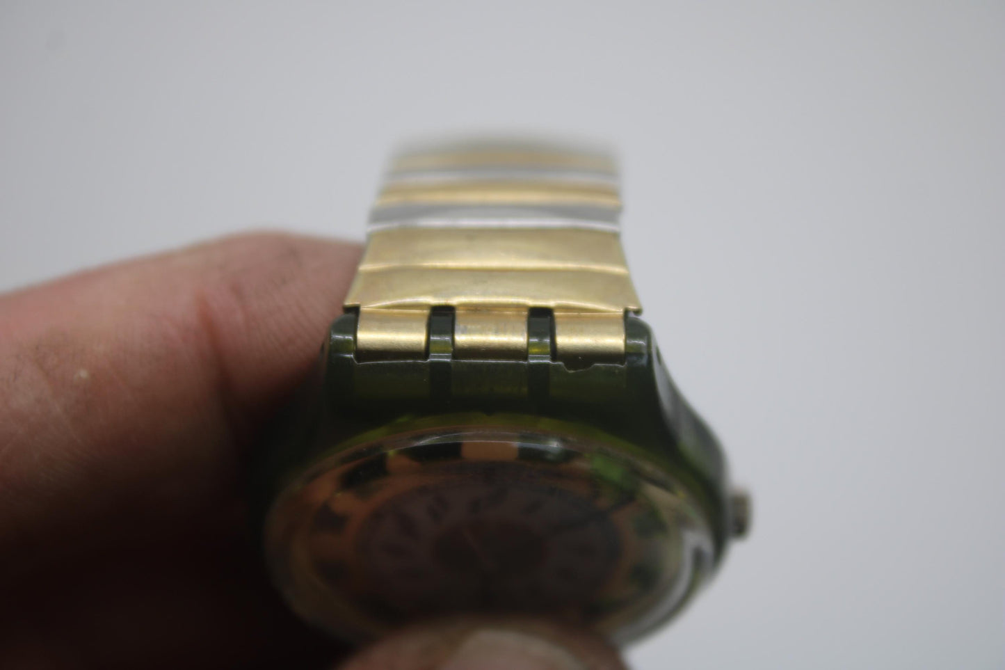 Vintage Gents Swatch, 'Green Shine', GG131, In Used Condition, Working fine, NO Box