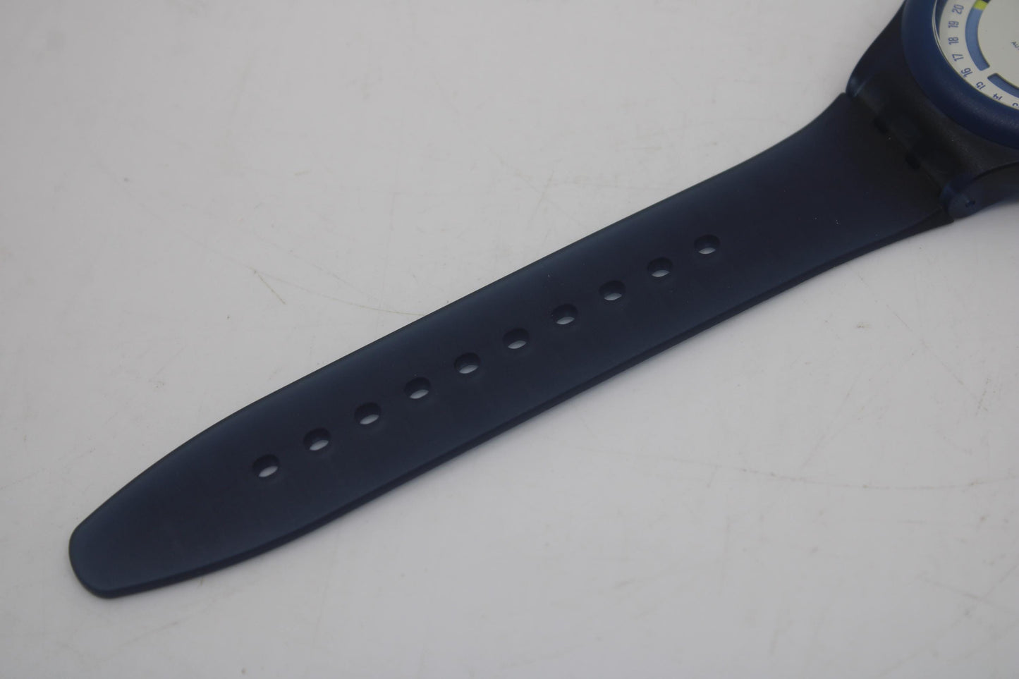 Swatch Sistem 51 Hodinkee STOPLIGHT NeoN REMIX SO30Z402 - unworn condition, running fine - Swatch Automatic - 42mm diameter - new in box