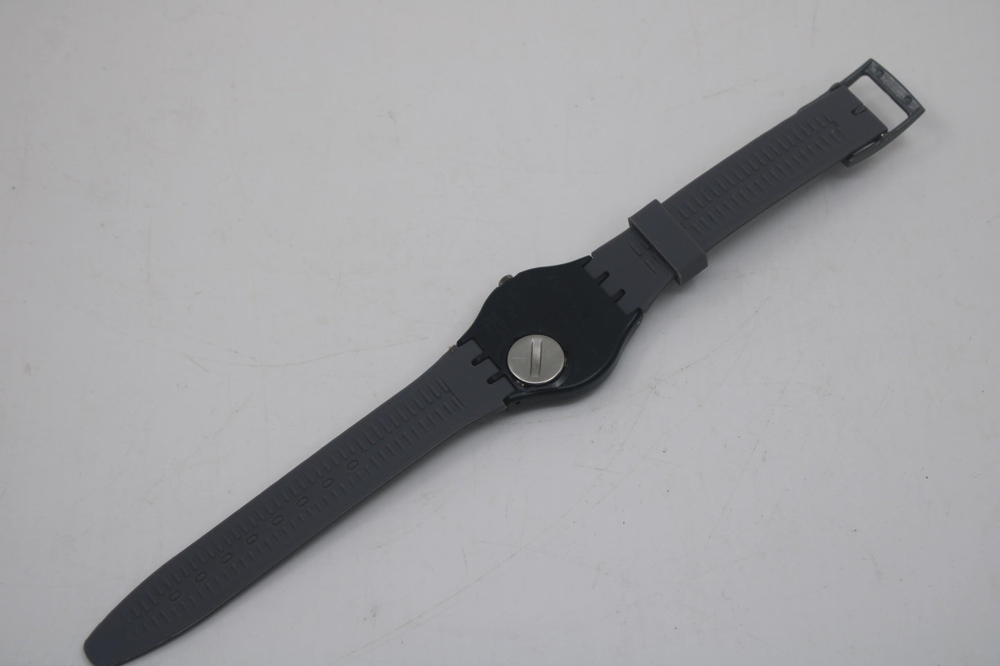 Swatch 34mm Gents, Silver Circle, GA105, VERY good condition, working