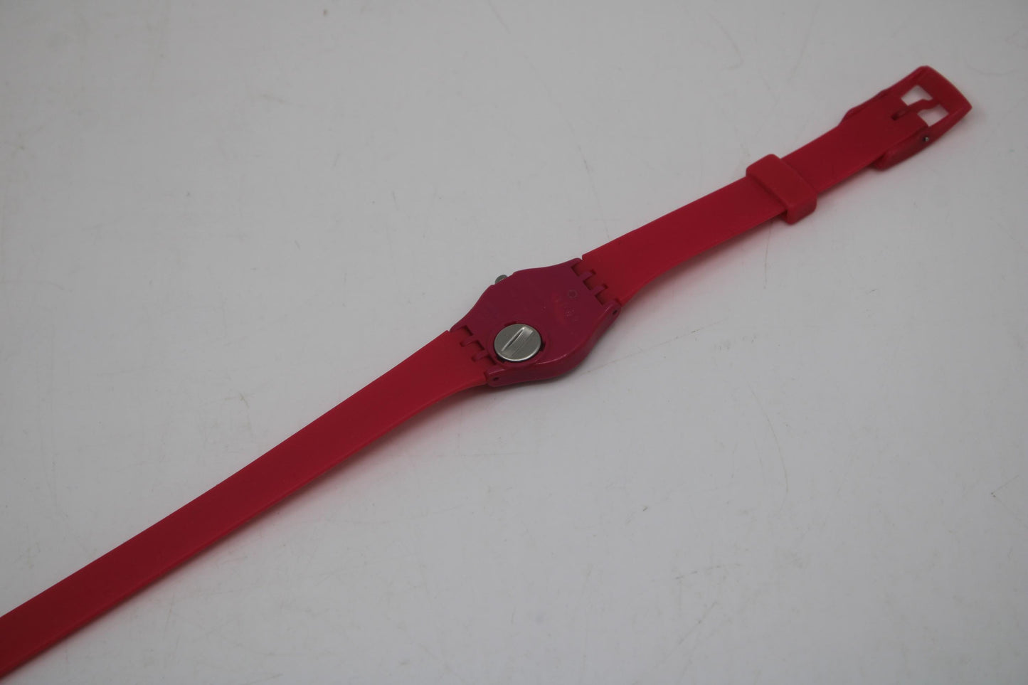 Pink Berry Vintage 25mm ladies Swatch, LR123, working fine, original long, double wrap strap