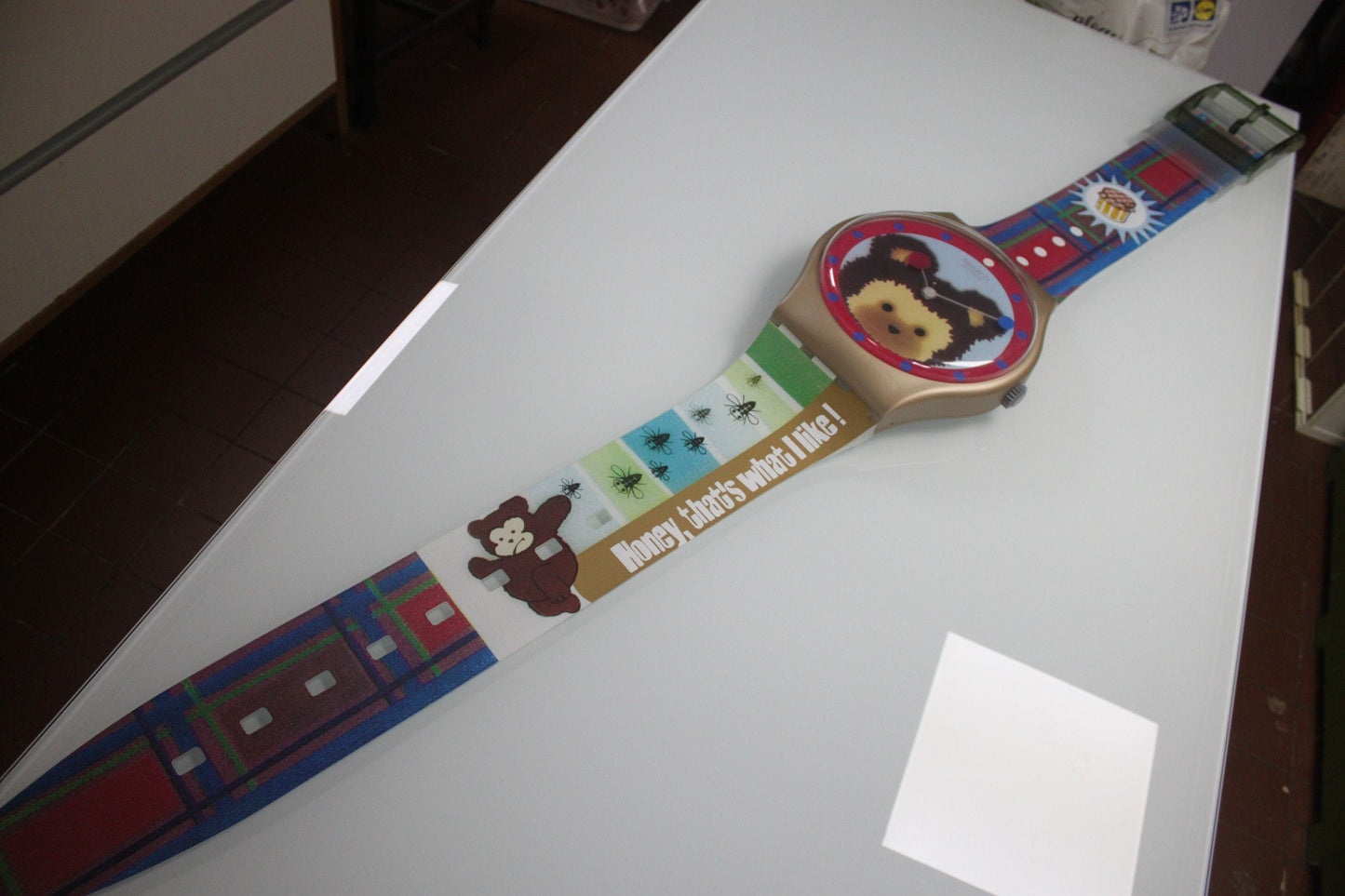 ULTRA RARE Very Good condition 1997 Maxi Swatch, 'Sweet Teddy', MGJ121 Limited to 120 pieces, working 100%