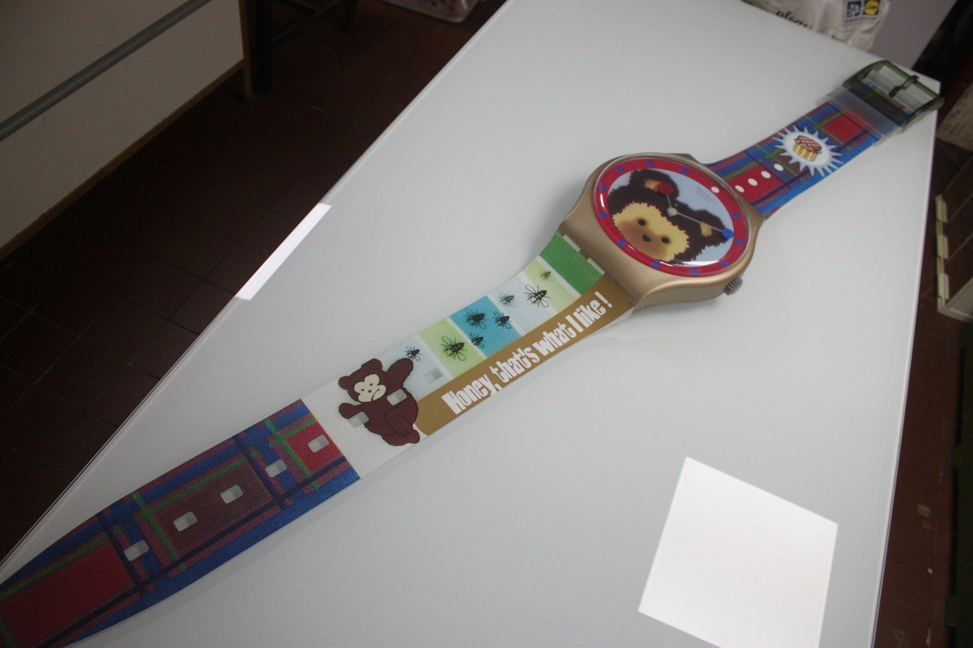 ULTRA RARE Very Good condition 1997 Maxi Swatch, 'Sweet Teddy', MGJ121 Limited to 120 pieces, working 100%