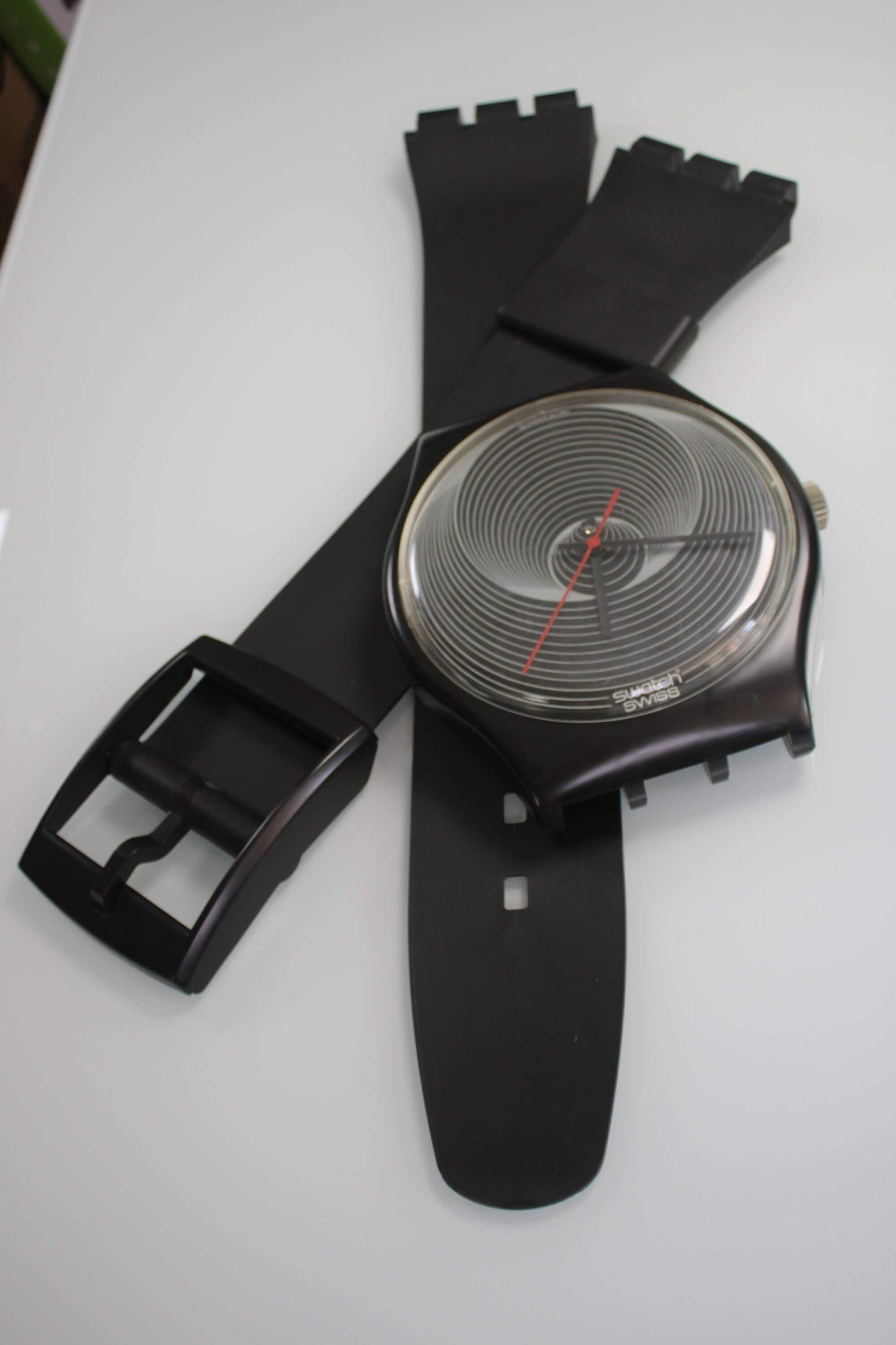 VERY GOOD condition 1987 Maxi Swatch, 'Vulcano', MGB114 unique, original clockwork