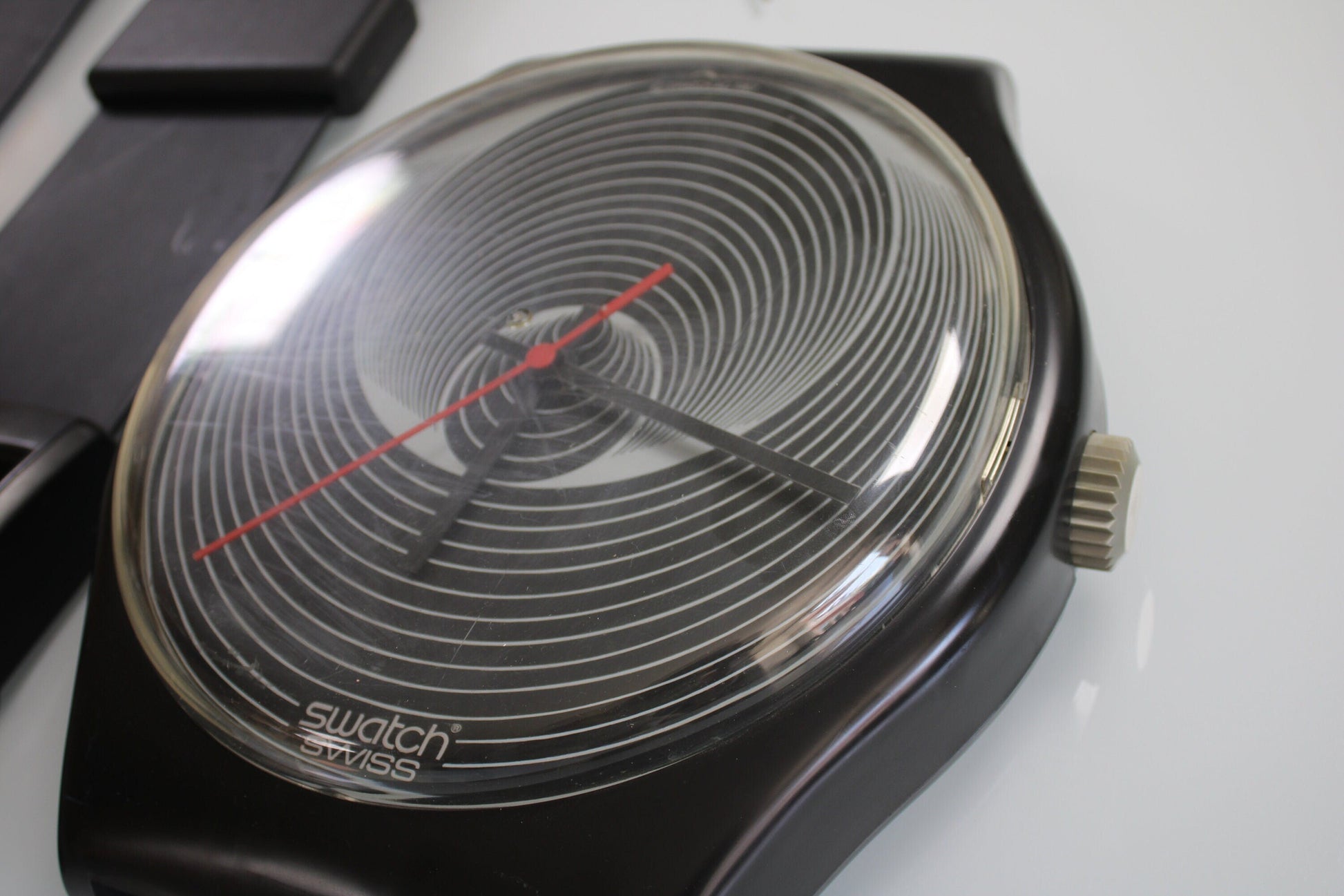 VERY GOOD condition 1987 Maxi Swatch, 'Vulcano', MGB114 unique, original clockwork