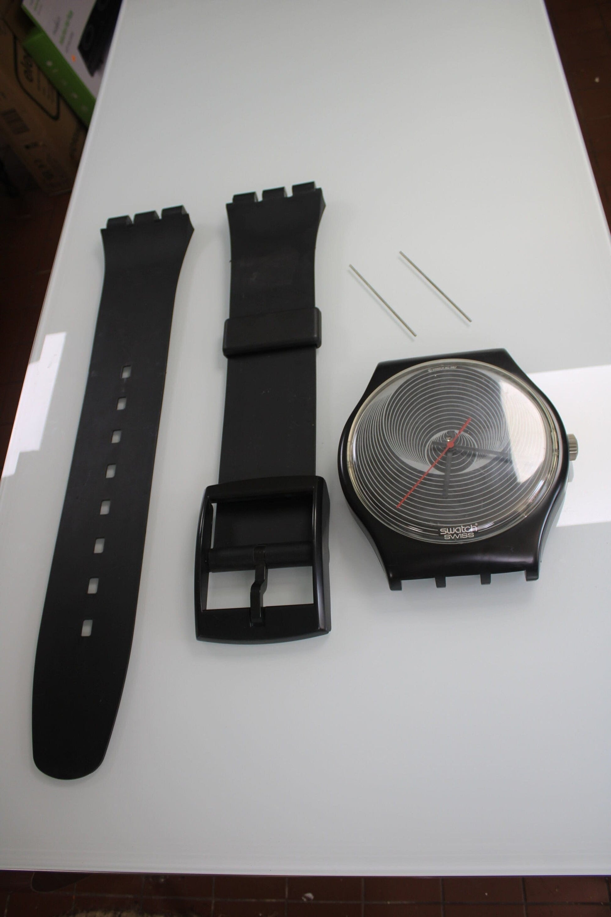 VERY GOOD condition 1987 Maxi Swatch, 'Vulcano', MGB114 unique, original clockwork