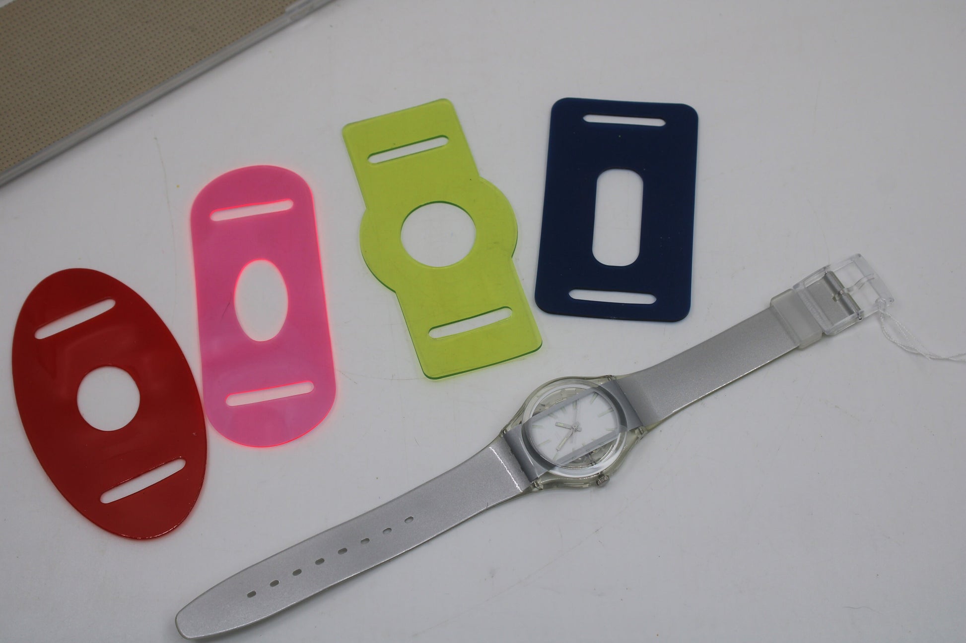 2001 Vintage Gents Swatch 'Masking' GK335, UNUSED and NEW old stock with original box and accessoires