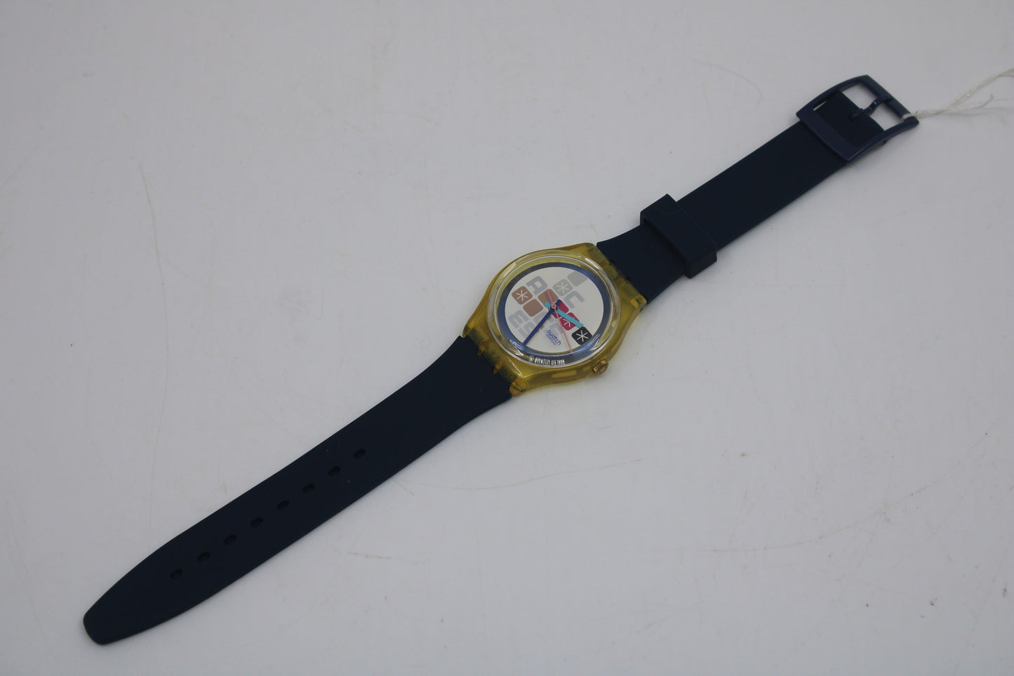 1997 Vintage Gents Access Swatch 'Comin' Thru' SKK105, in a nice, vintage condition, Working 100%, Non-Original Strap
