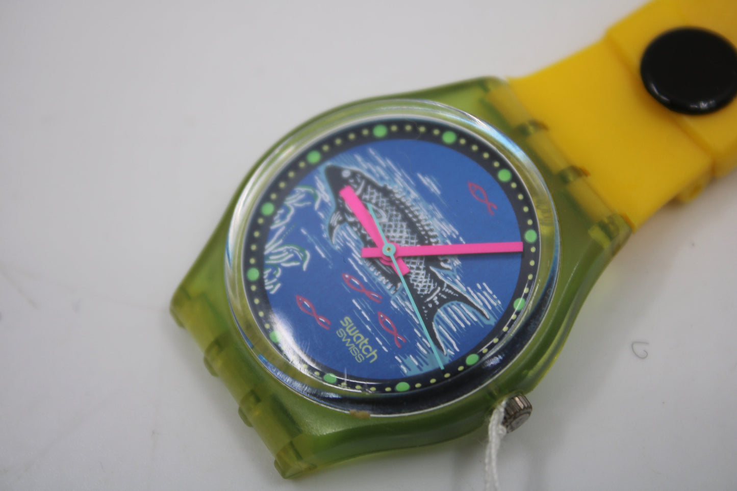 Unique, Vintage Swatch Keychain, GG116, 1992, 'Frische Fische', made from recycled, NON-working Gents Swatch watch