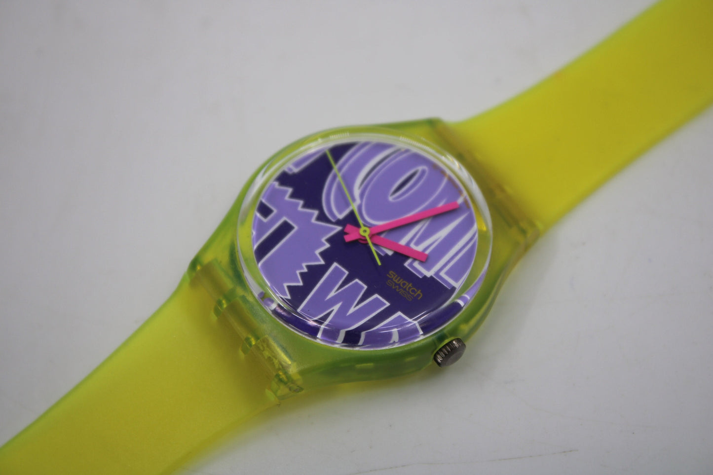 1990 Vintage Gents Swatch 'Robin' GJ103, New Old Stock, Unused Condition, working 100% with a NON-original brand new strap