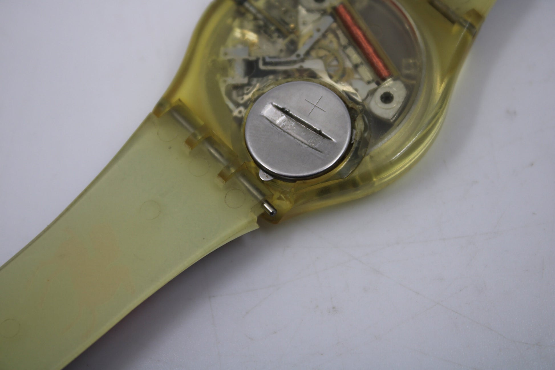 1992 Swatch Gents 'Discobolus' GK141, 100% working, Nice, Used Condition with the original strap