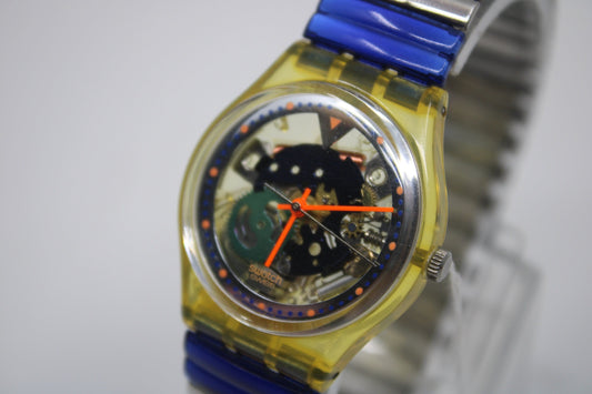 1996 Vintage Gents Swatch 'Color Fish' GK215, VERY good condition, working 100% with the original strap