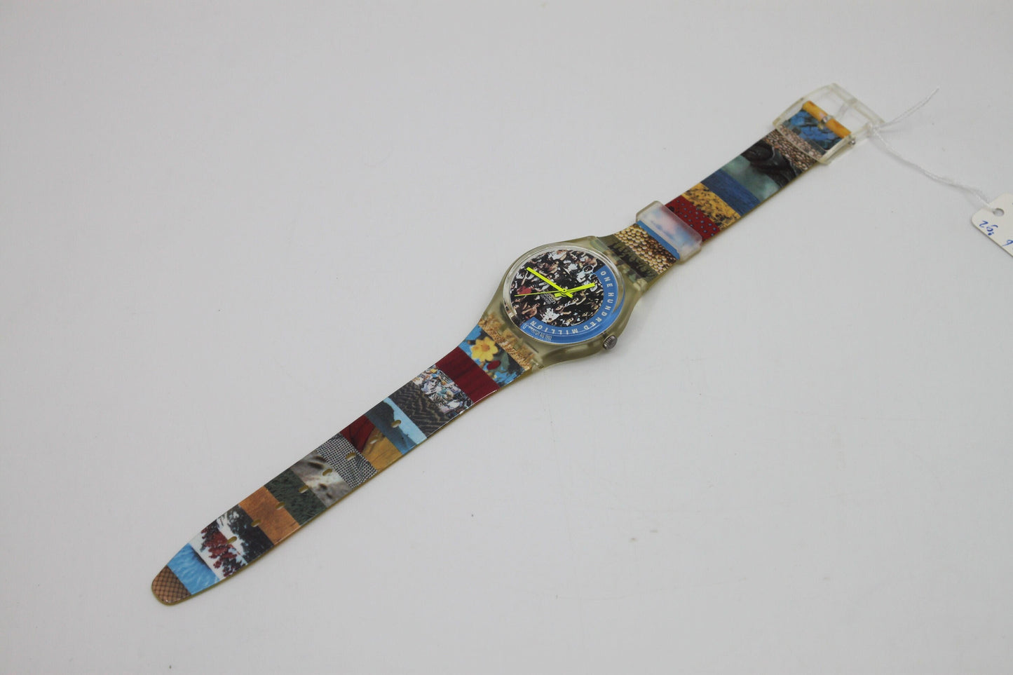 NEW OLD STOCK 1992 Vintage Gents Swatch 'The People' GZ126, working 100% with the original strap