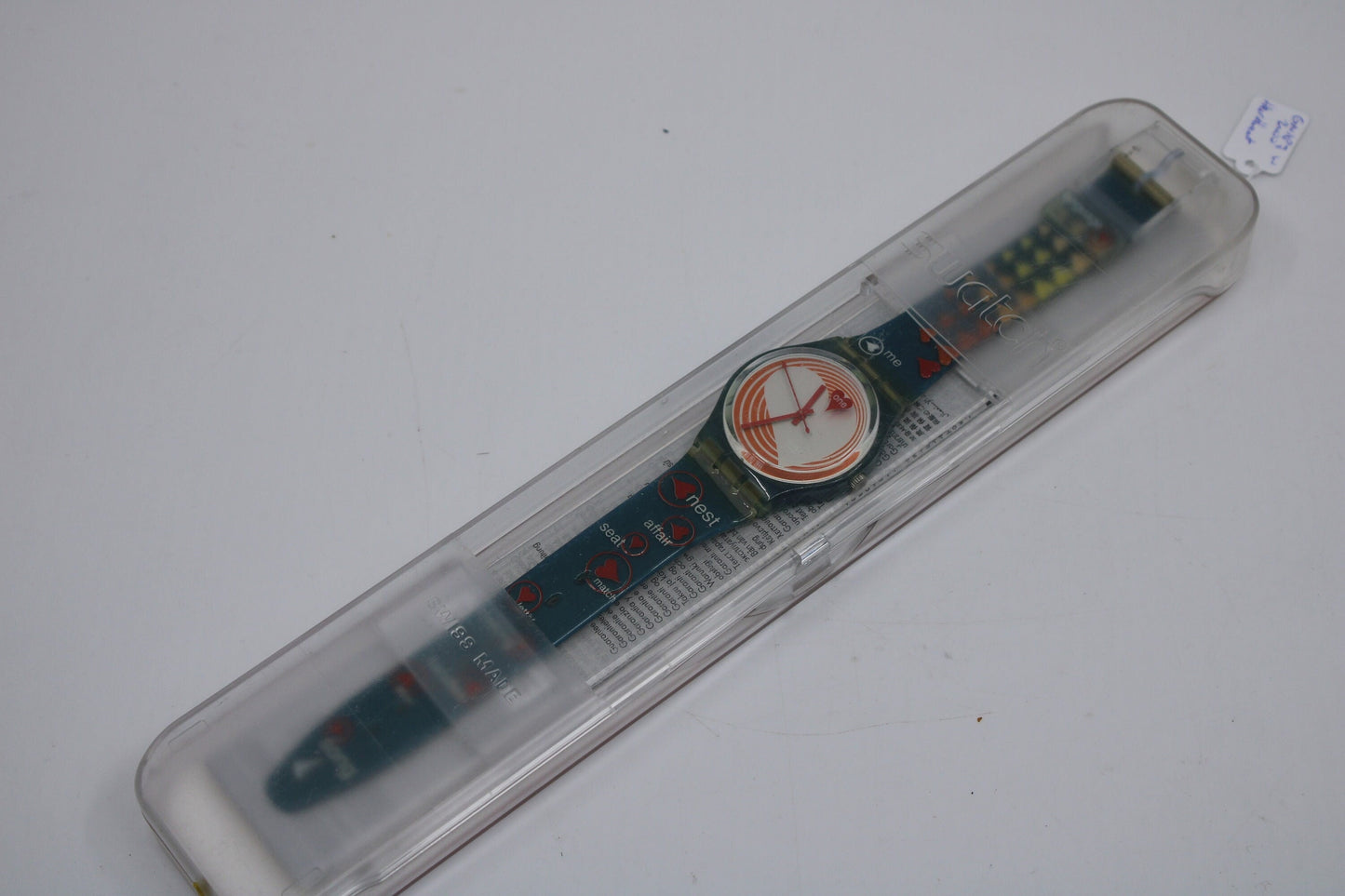 2000 Vintage Gents Valentines Swatch, 'Heartbeat', GN187, NEW and UNWORN, working 100% nice early vintage Swatch watch, strapholder broken