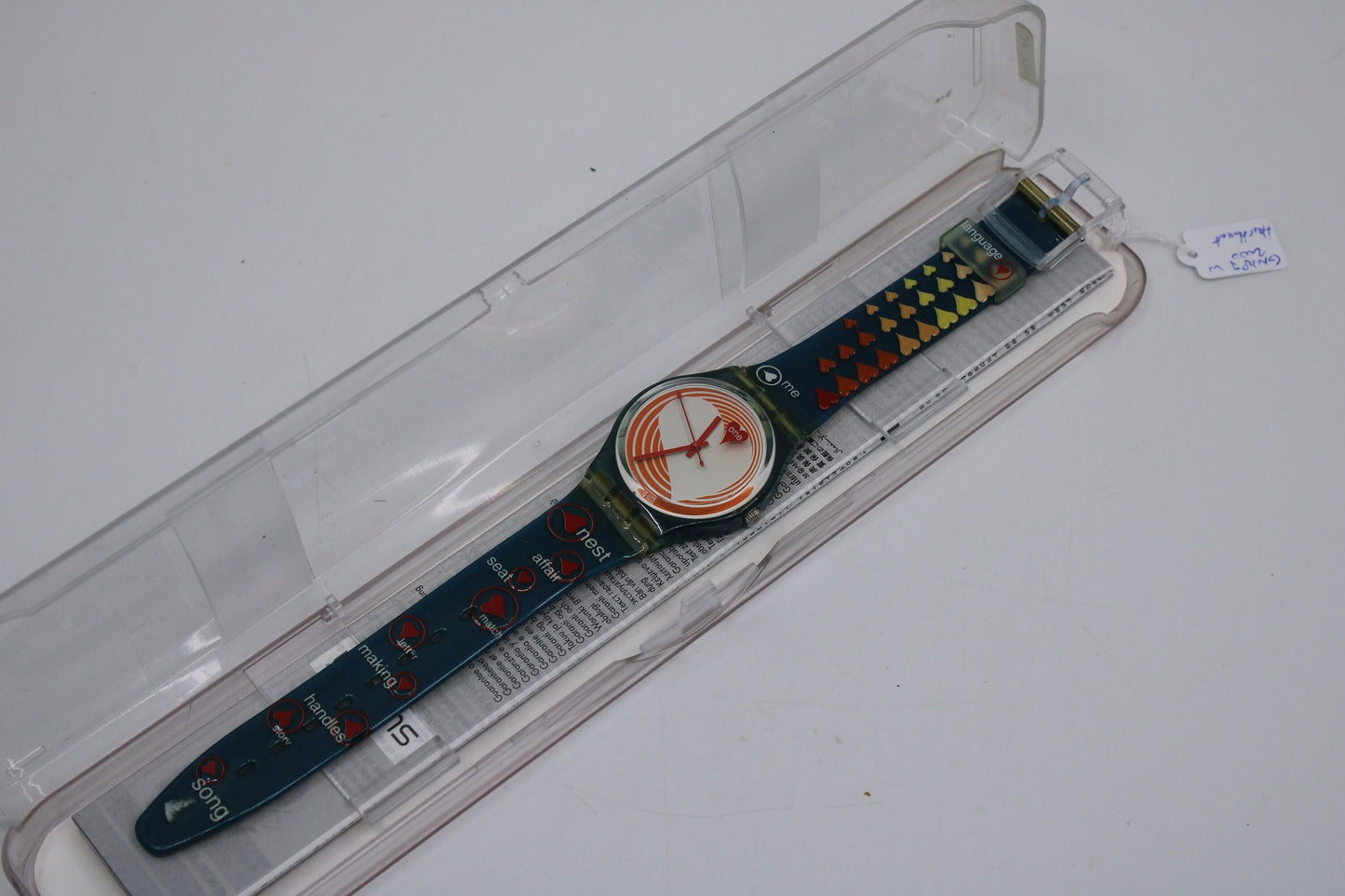 2000 Vintage Gents Valentines Swatch, 'Heartbeat', GN187, NEW and UNWORN, working 100% nice early vintage Swatch watch, strapholder broken