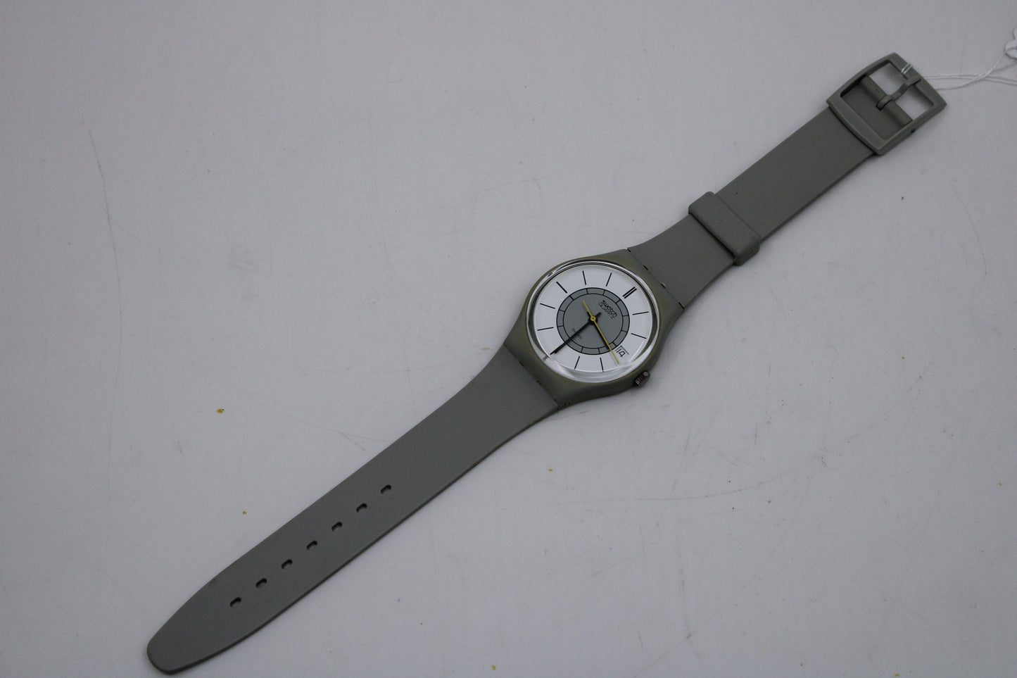 1984, SECOND YEAR Swatch, Gents, 'Grey Markers', GM400, Near Mint Condition, 100% working, Original Strap