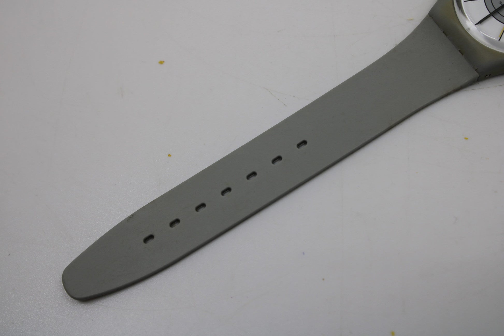 1984, SECOND YEAR Swatch, Gents, 'Grey Markers', GM400, Near Mint Condition, 100% working, Original Strap