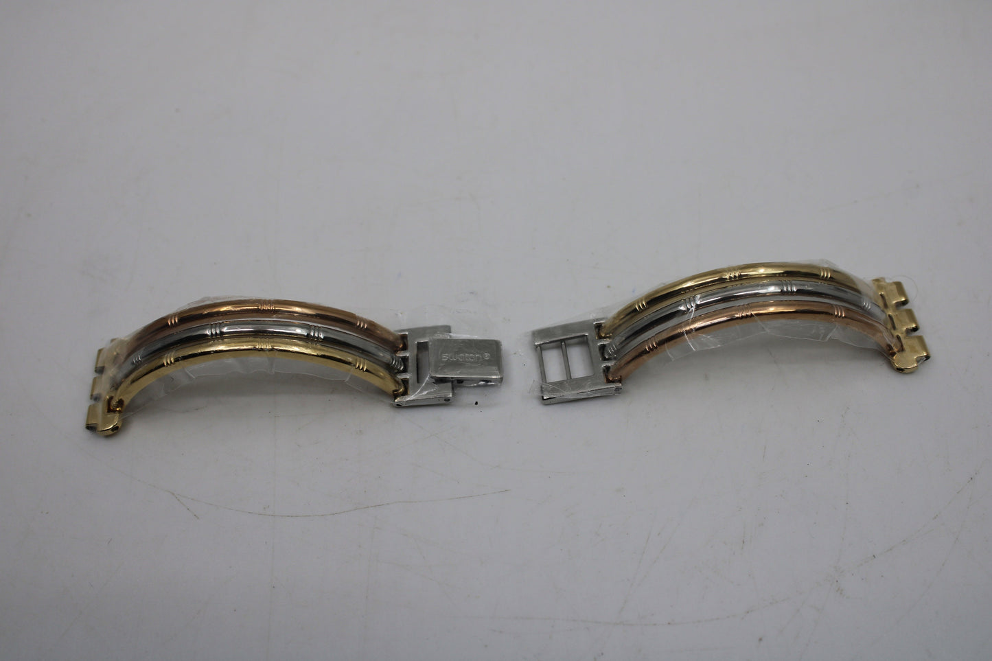 Vintage Skin Swatch Strap, 'Try Gold', SFK240A, New Old Stock, never worn