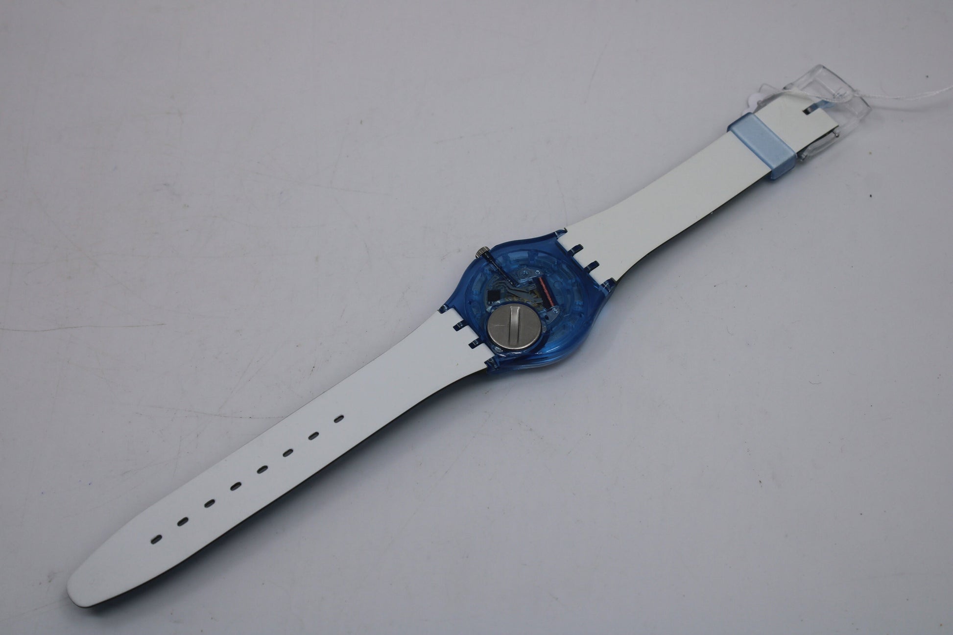 2000 Vintage Gents Valentines Swatch, 'Heartbeat', GN187, NEW and UNWORN, working 100% WITH original packaging