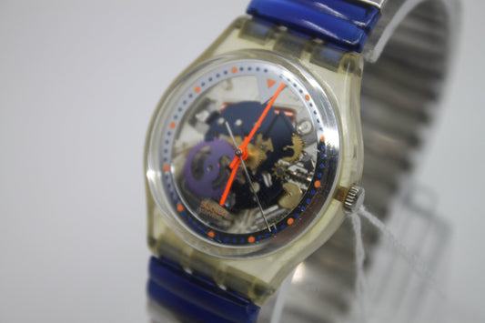 1996 Vintage Gents Swatch 'Color Fish' GK215, NEAR MINT condition, working 100% with the original strap