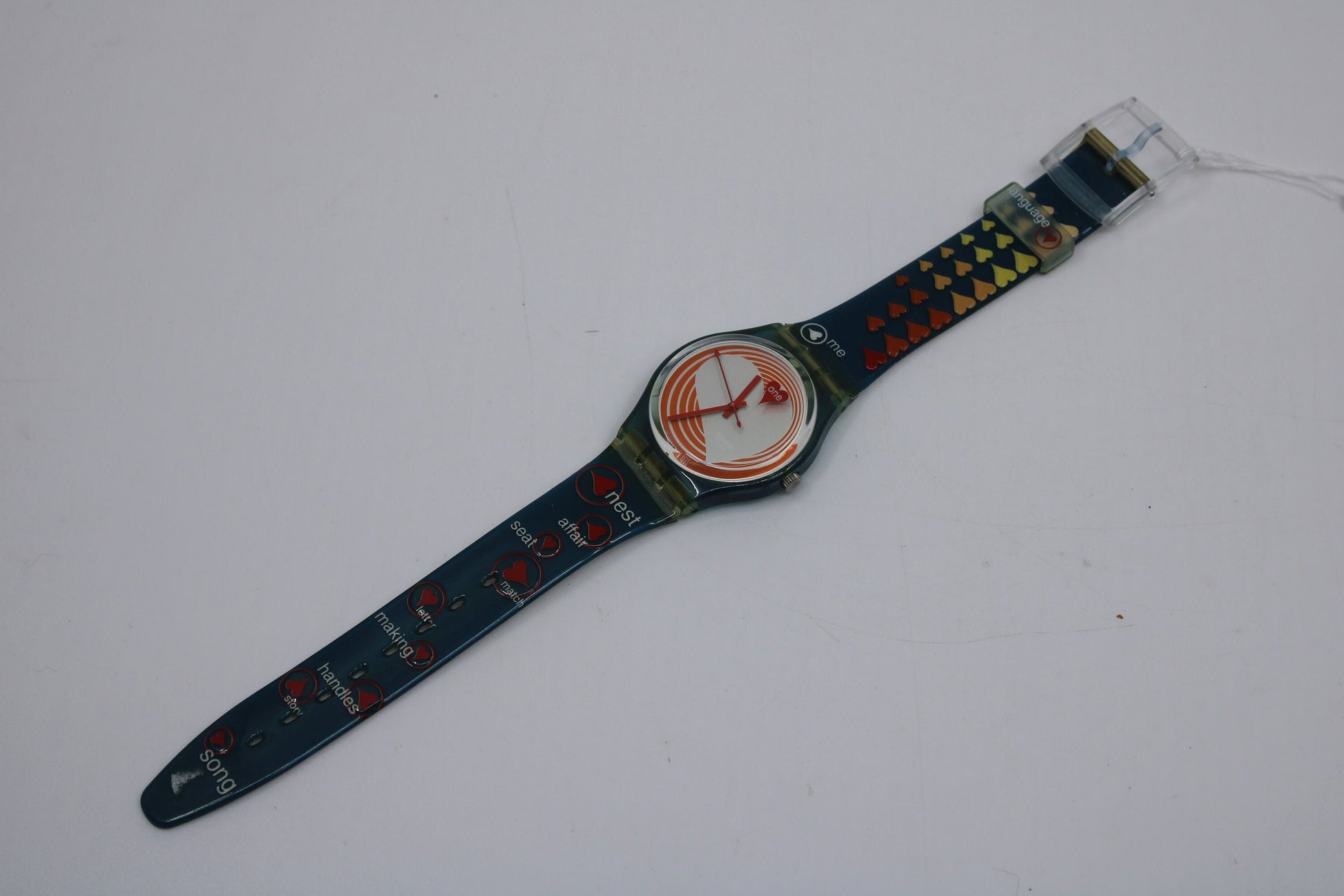 2000 Vintage Gents Valentines Swatch, 'Heartbeat', GN187, NEW and UNWORN, working 100% nice early vintage Swatch watch, strapholder broken