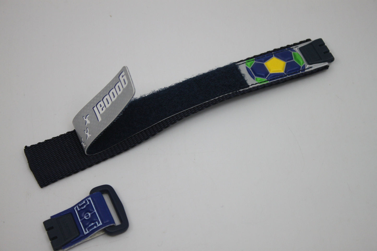 1998 NEW OLD STOCK 17mm Swatch Hook & Loop strap, SCZ401, Brazil, Goooal