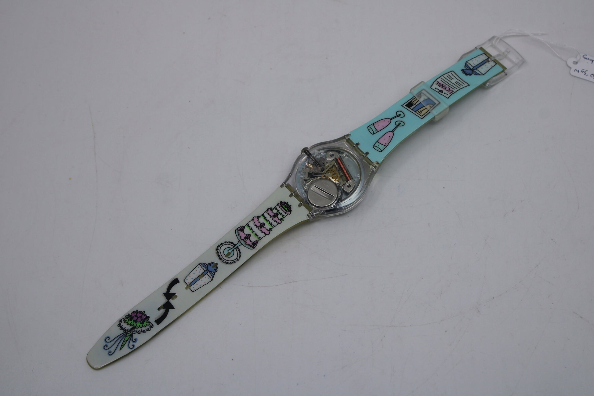 1999 Vintage Gents Swatch 'White Wedding' GV110, UNUSED and NEW old stock with original, NEW strap