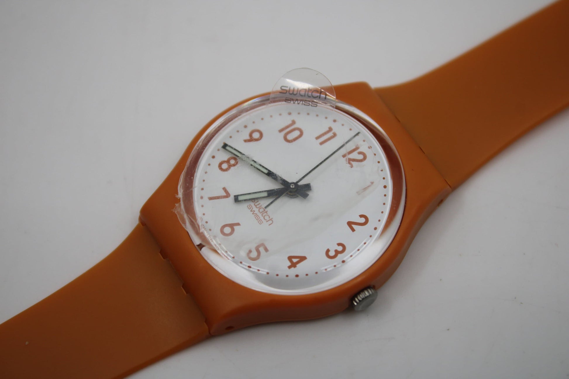 New Old Stock 17mm Gents Swatch, 'Desert Day', GO106, in perfect working order, Never Worn