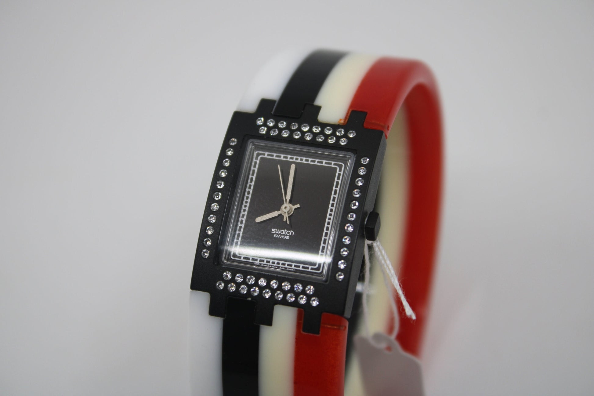 2002 Square SUBB103 'Crush On You', vintage BRAND New, Never Worn, Swatch, working 100% New Old Stock, for SMALL wrist
