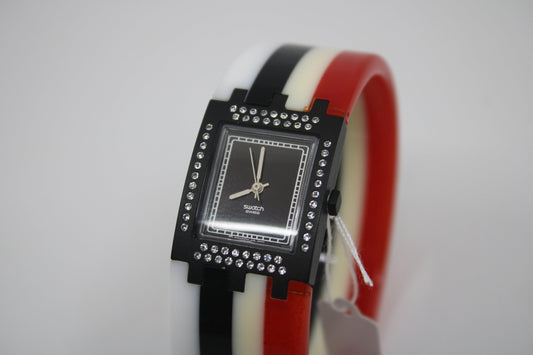 2002 Square SUBB103 'Crush On You', vintage BRAND New, Never Worn, Swatch, working 100% New Old Stock, for SMALL wrist